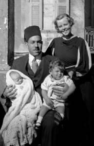 Mum-Dad-Farouk-Ramzi Tanta-1938